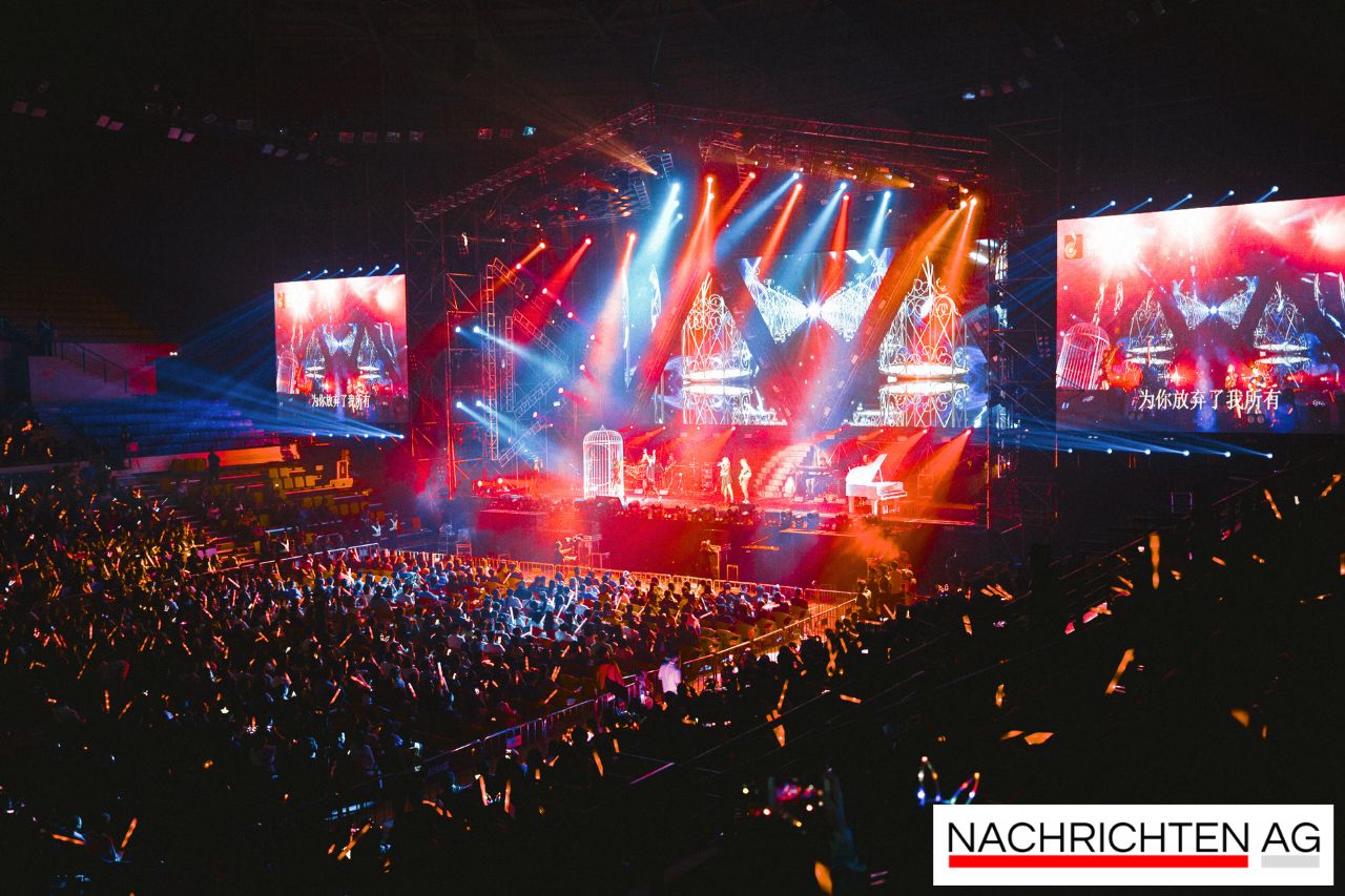 Mega-Rock mit BAROCK: AC/DC Tribute feiert legendäre Hits live!